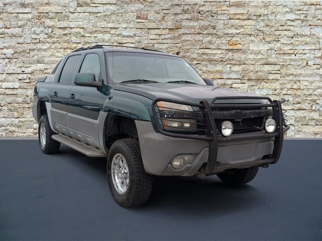 Forest Green Metallic 2002 Chevrolet Avalanche Pickup Truck Four-Wheel Drive 4-Speed Automatic Overdrive