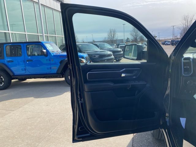 2026 Ram 1500 Big Horn/Lone Star - Diamond Black Crystal Pearlcoat exterior view 9