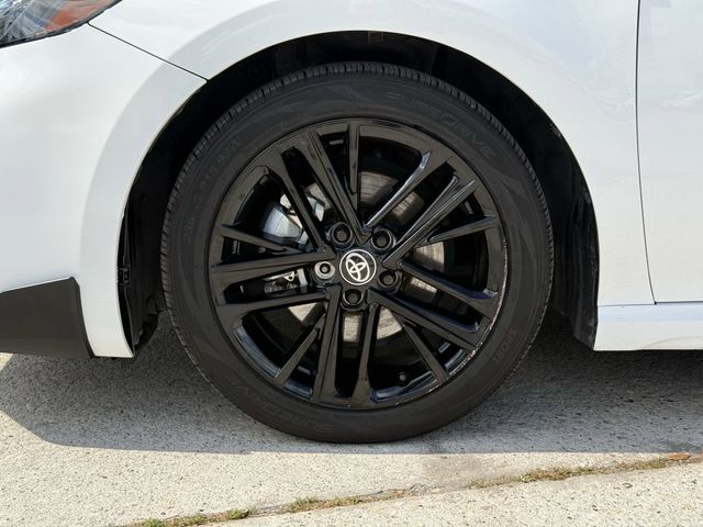 2025 Toyota Camry SE - 10