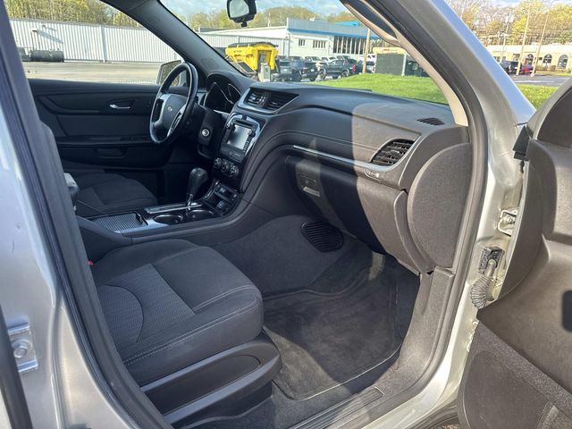 2017 Chevrolet Traverse - Image 26