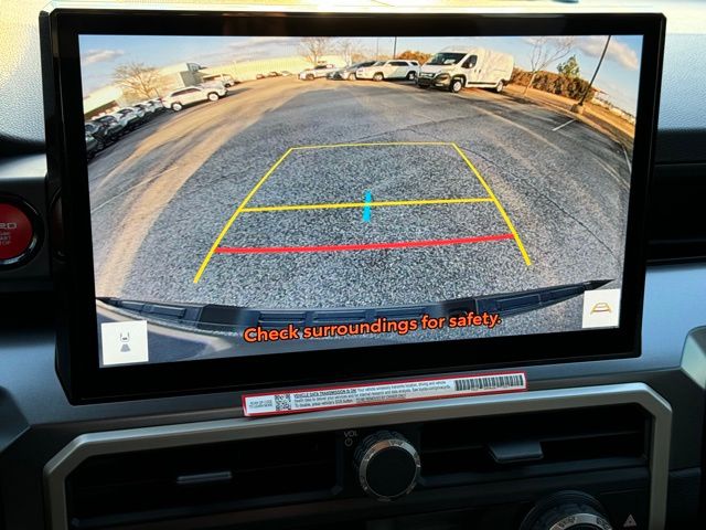 2025 Toyota Tacoma TRD Off Road - Photo 20