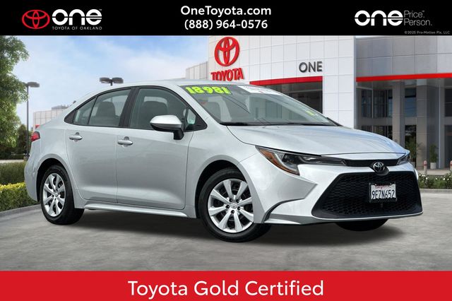 2021 Toyota Corolla Plata (Classic Silver Metallic) Sedán Tracción delantera Transmisión variable continua