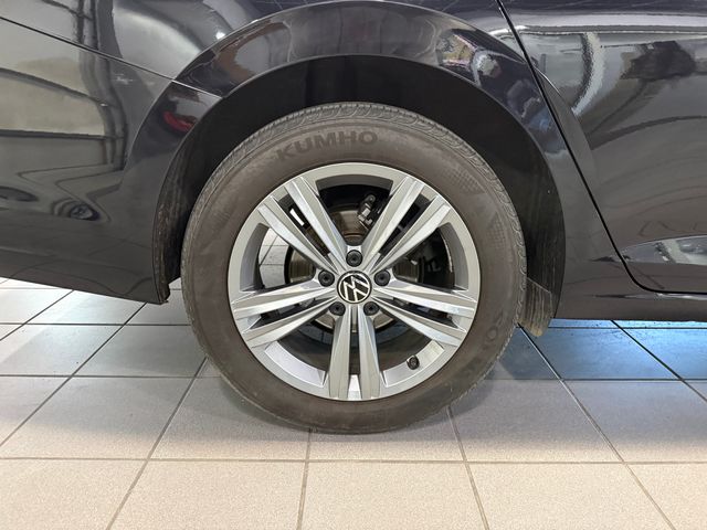 2024 Volkswagen Jetta 1.5T SE - 8