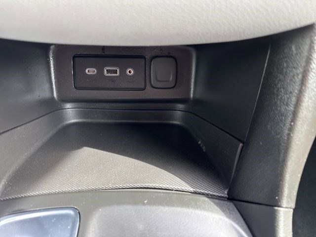 2023 Chevrolet Equinox LS photo