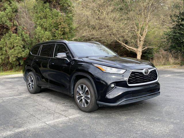 2021 Toyota Highlander XLE AWD