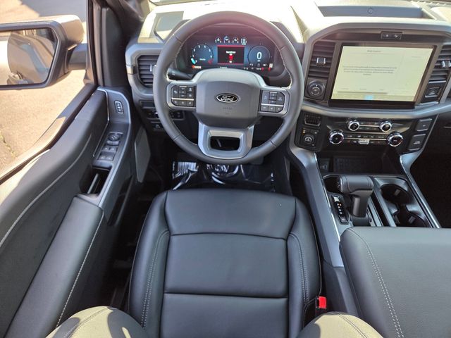 New 2026 Ford F-150 SuperCrew 5.5' Box XLT