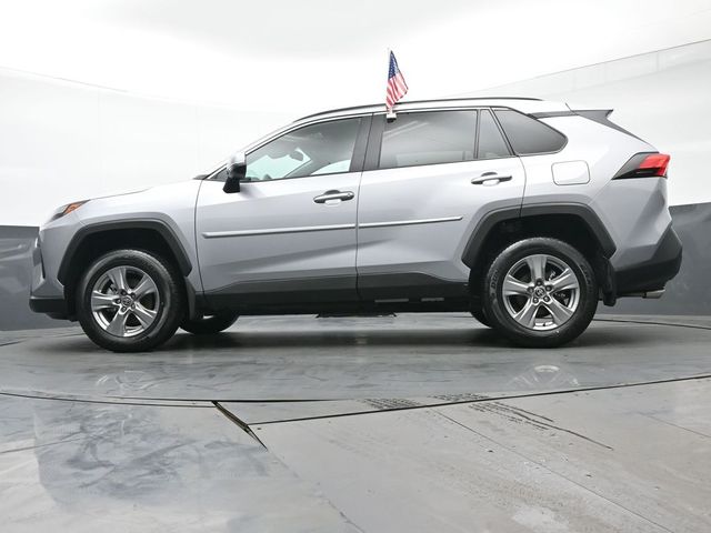 2024 Toyota RAV4 XLE 33