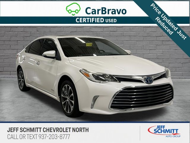 White (Blizzard Pearl) 2017 Toyota Avalon Hybrid Sedan Front-Wheel Drive Continuously Variable Transmission