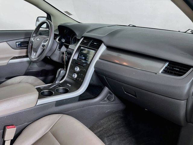 Used 2014 White Ford SEL image 38