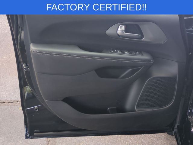 Used 2025 Black Chrysler LX image 12