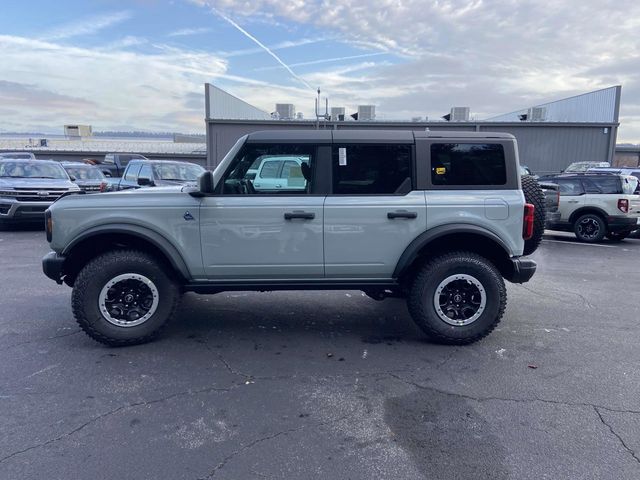 2024 Ford Bronco Black Diamond 6