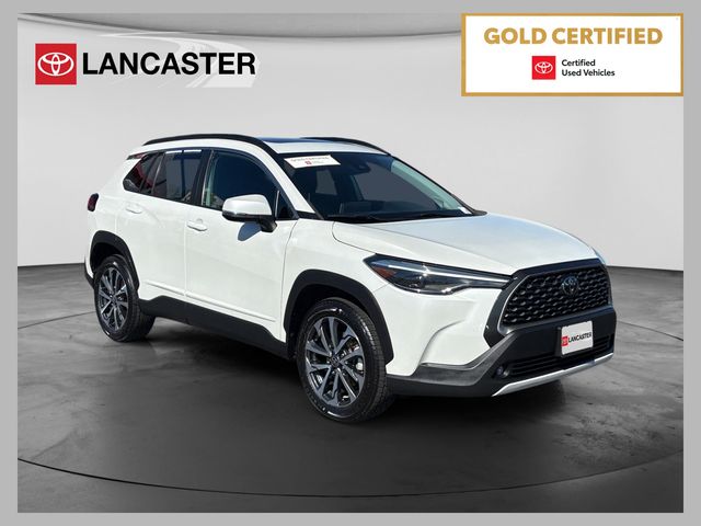  2022 Toyota Corolla Cross XLE AWD   