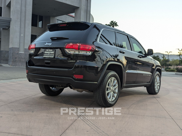 2021 Jeep Grand Cherokee Laredo E 5