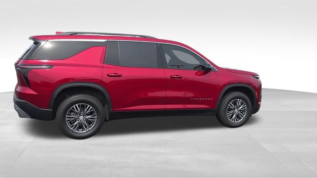 Radiant Red Tintcoat 2026 Chevrolet Traverse SUV / Crossover Four-Wheel Drive 8-Speed Automatic