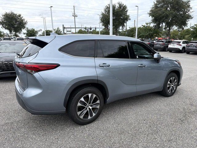Used 2022 Toyota Highlander SUV