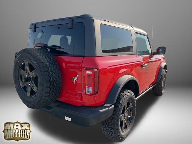 2024 Ford Bronco Black Diamond 10