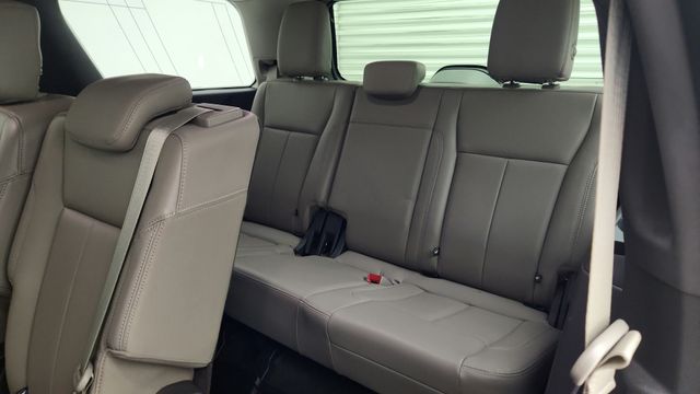 2019 Ford Expedition XLT Red at Autostrade