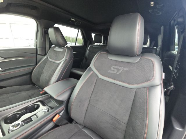 2025 Ford Explorer ST:167976A