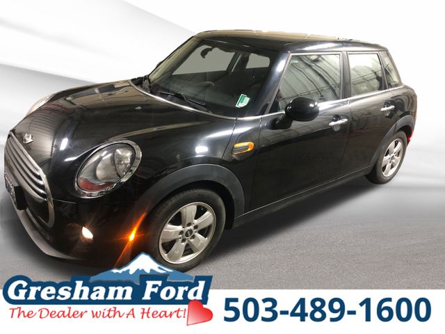2016 MINI Cooper 4-Door Hatchback FWD