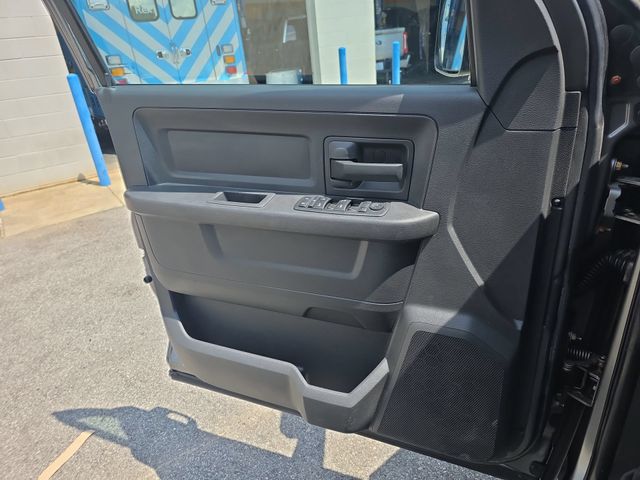 Used 2012 Mineral Gray Clearcoat Metallic Ram Express image 25