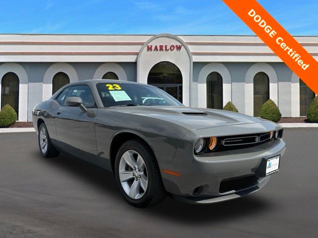 2023 Dodge Challenger SXT RWD