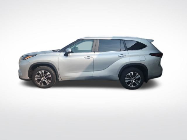 Used 2024 Toyota Highlander Hybrid SUV
