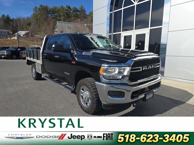 2019 RAM 3500 Chassis Tradesman Crew Cab 10000 GVWR 4WD