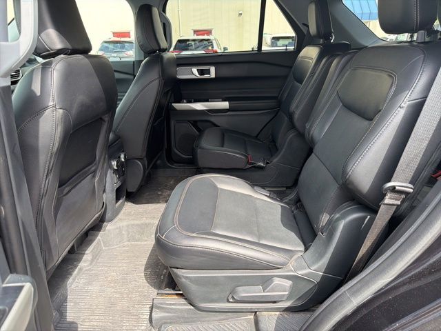 2021 Black Metallic Ford Explorer Limited 4X4 SUV