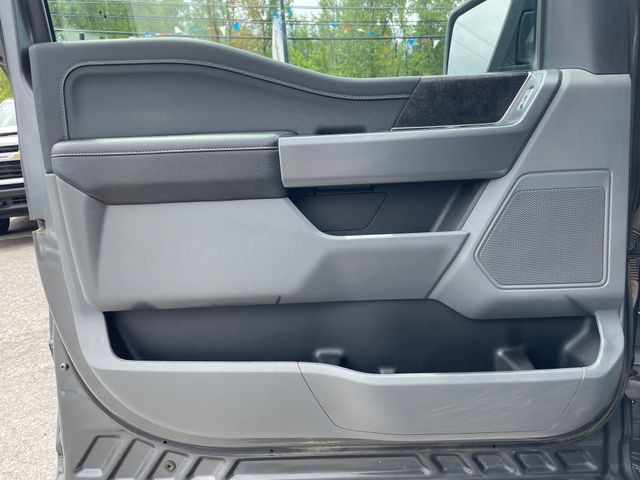 2023 Ford F-150 XLT - Gray Metallic exterior view 10