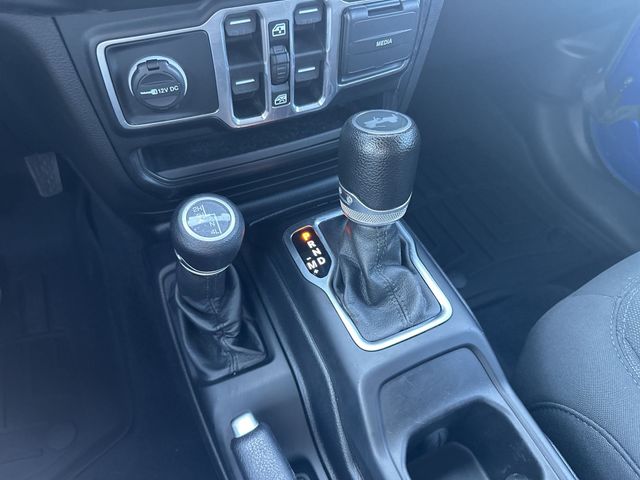 Used 2020 Blue Jeep Unlimited Sport S image 21