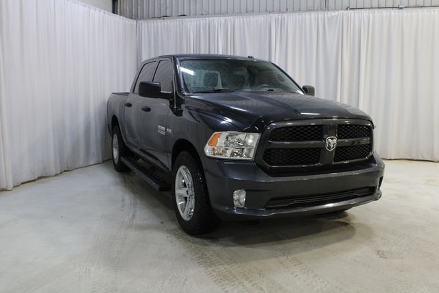 2014 RAM 1500 Express Crew Cab 4WD