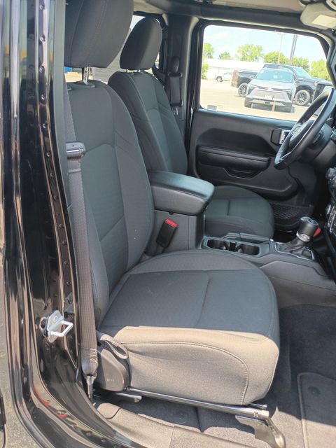 Used 2022 Jeep Wrangler SUV