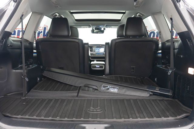 Used 2018 Toyota Highlander Hybrid SUV