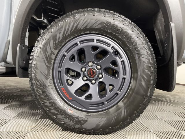 2025 Boulder Gray Pearl Nissan Frontier PRO-4X 4X4 Truck