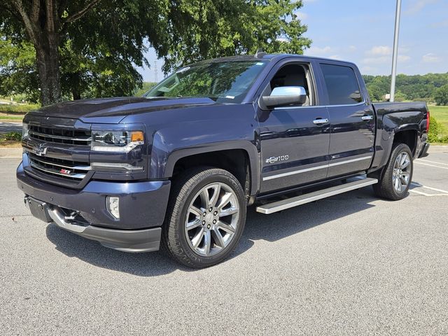Used 2018 Blue Chevrolet LTZ image 3