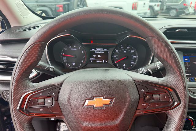 used 2023 Chevrolet TrailBlazer car, priced at $17,889