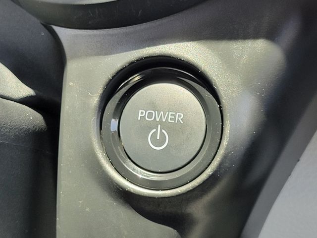 Used 2025 Toyota Sienna Van