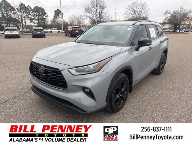 2025 Toyota Highlander Hybrid XLE AWD