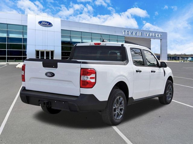 View vehicle photo 4