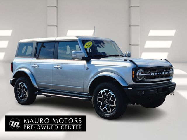 2023 Ford Bronco Outer Banks 4-Door 4WD