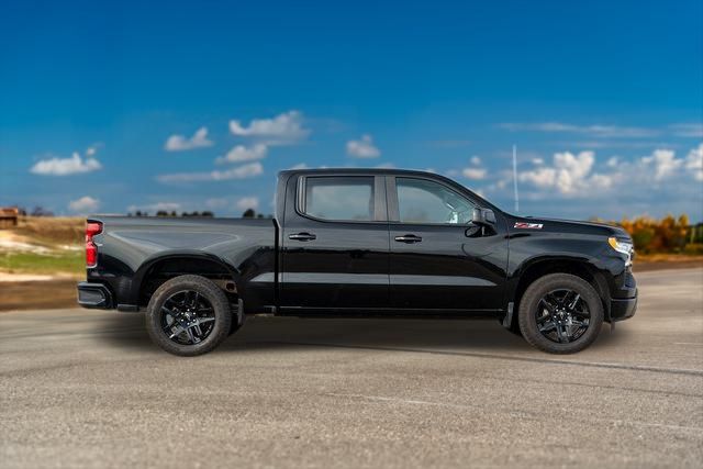 2022 Chevrolet Silverado 1500 RST 8