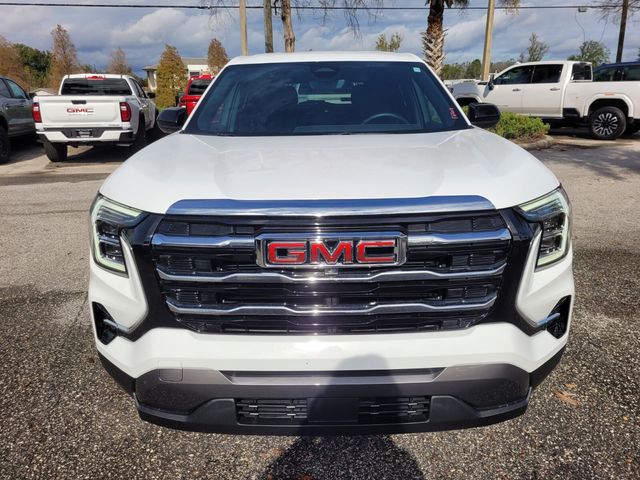 New 2026 White GMC Elevation image 18