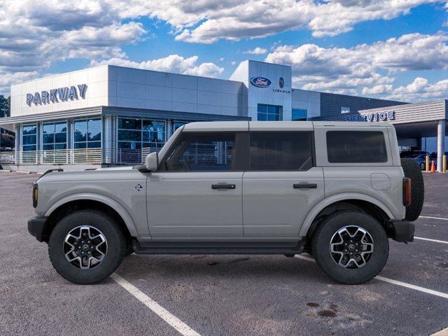 New 2026 White Ford Outer Banks image 3