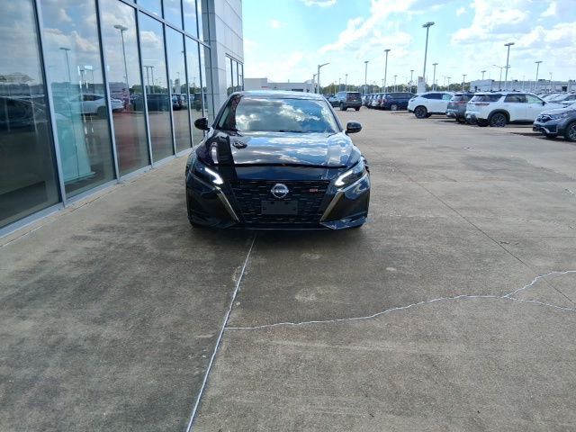 Used 2025 Nissan Altima Sedan