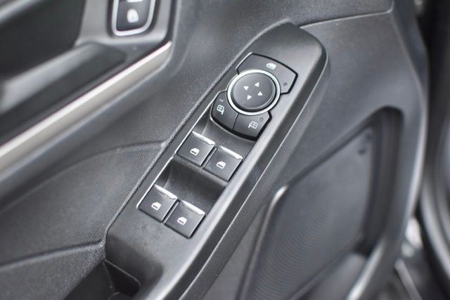 Used 2022 Ford Escape Hybrid SE 4D Sport Utility