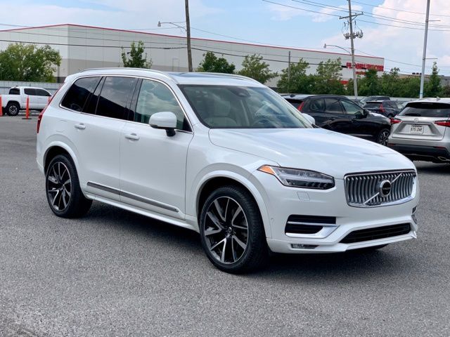2023 Volvo XC90 B6 Plus 7-Seater