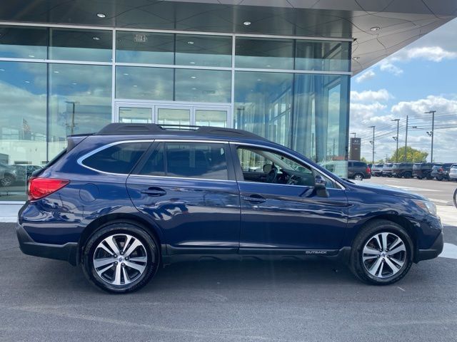 2018 Subaru Outback 2.5i 4