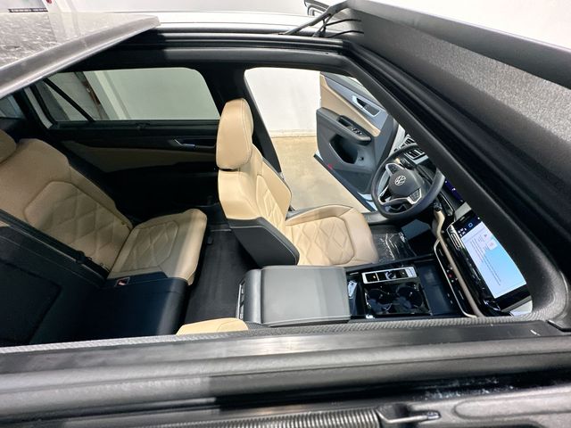 2026 Volkswagen Atlas Cross Sport 2.0T SE w/Technology White/off-white at Sutliff Volkswagen