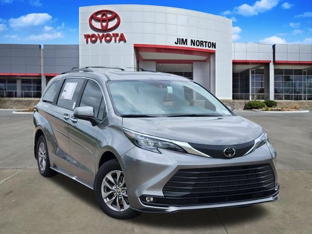 Heavy Metallic 2026 Toyota Sienna Minivan Front-Wheel Drive Continuously Variable Transmission