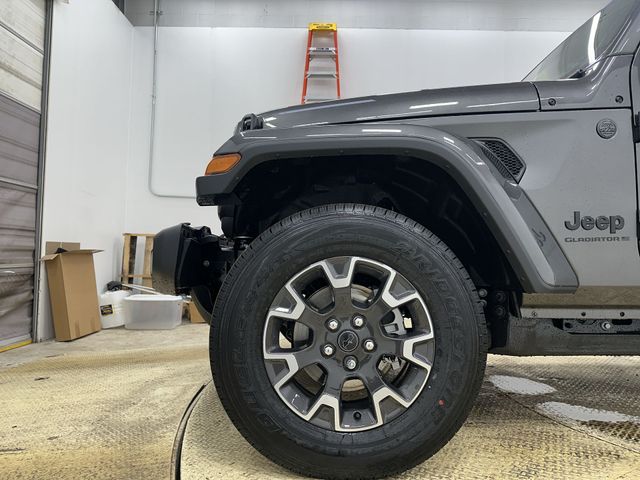 New 2026 Gray Jeep Sahara image 19